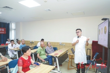 警惕吃得太甜加速白内障