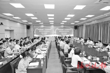 “闽都助学”发放59万元资助金